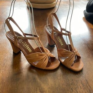 Martinique sandals, size 7.5